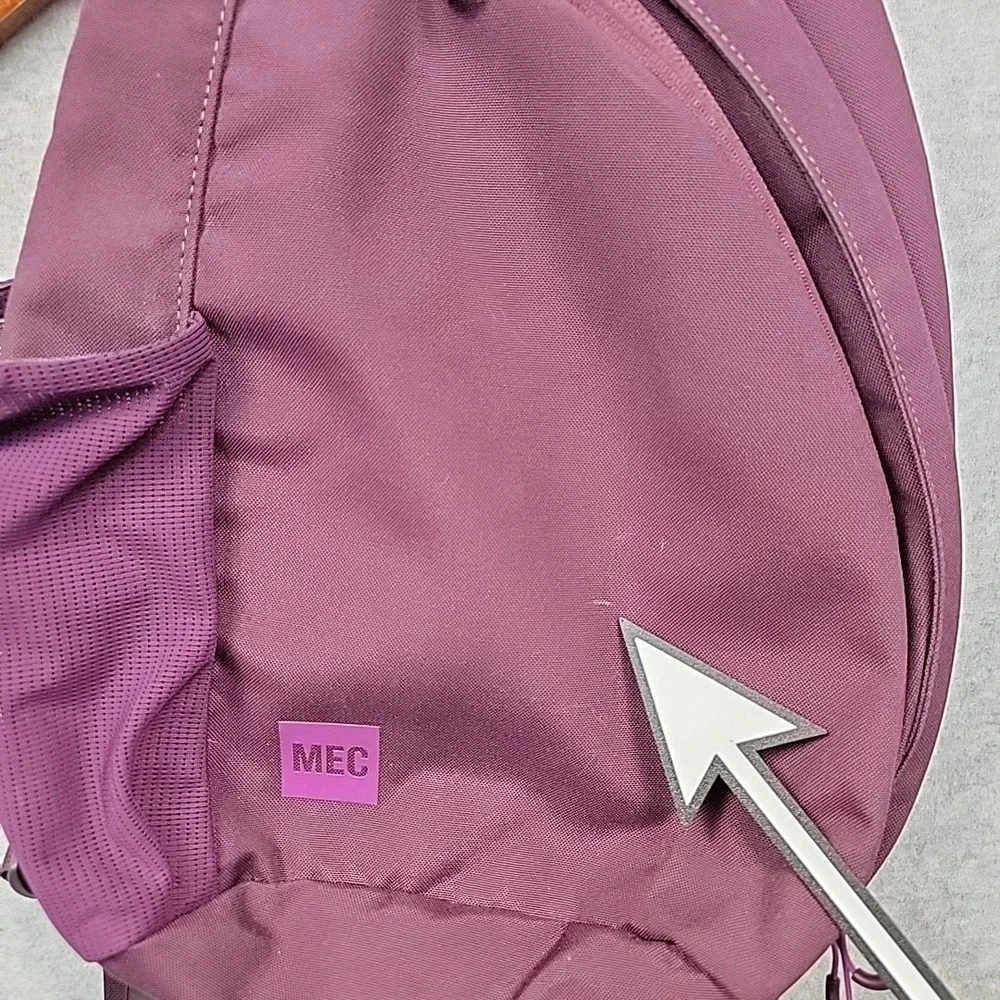 Mountain Equipment Co-op MEC Pod‎ Sling Pack in Purple Padded Travel Hiking